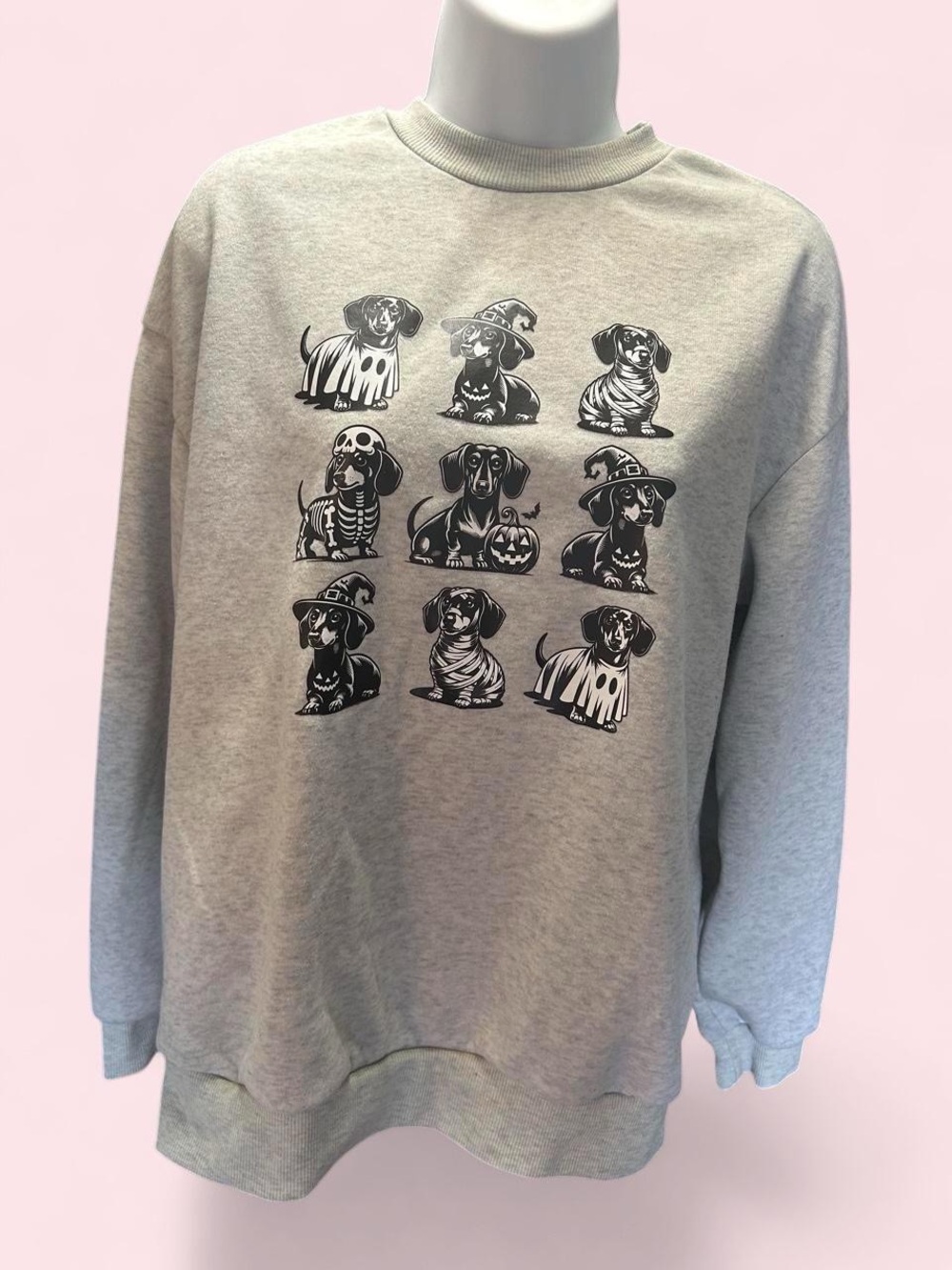 🖤Pet Dog Grey Dachshund Halloween Graphic Sweatshirt🖤